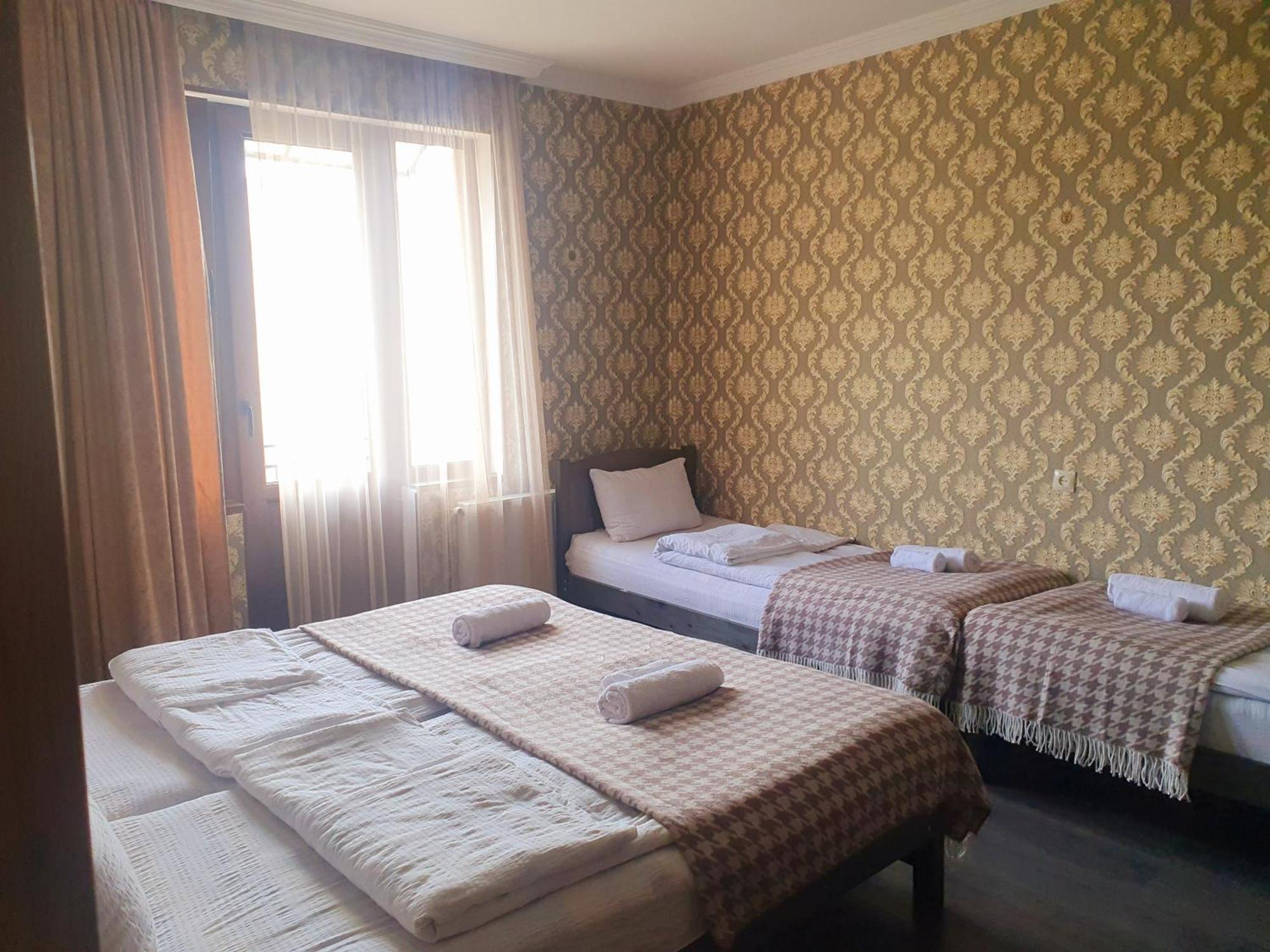 Nikolo Inn Kazbegi Room photo