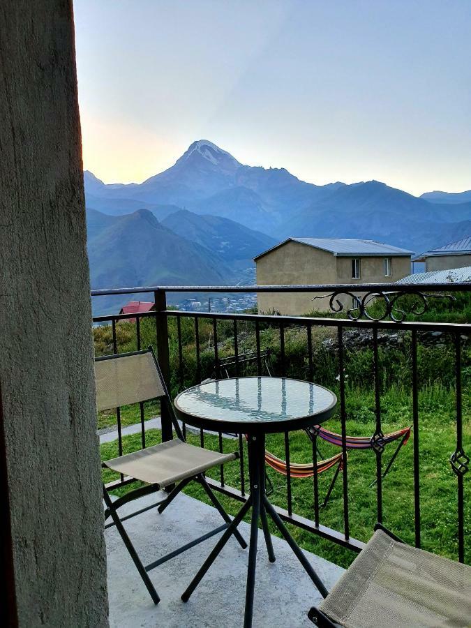 Nikolo Inn Kazbegi Exterior photo